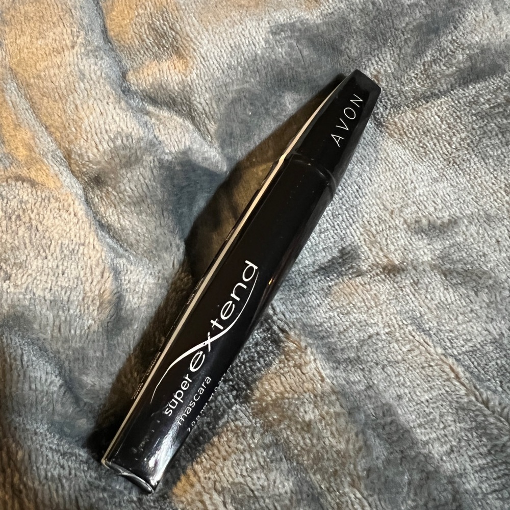New Avon Super Extend Brown Black Mascara X02